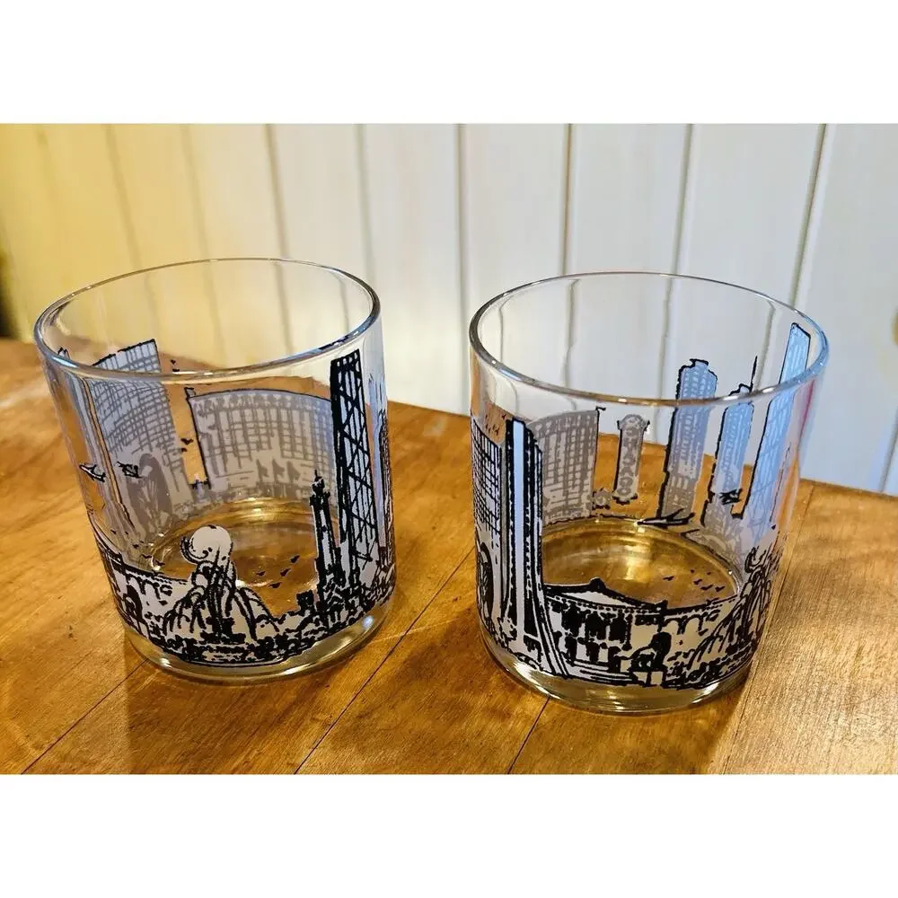 Vintage Pair of Chicago Skyline Rocks Glasses Whiskey Tumblers Black And White